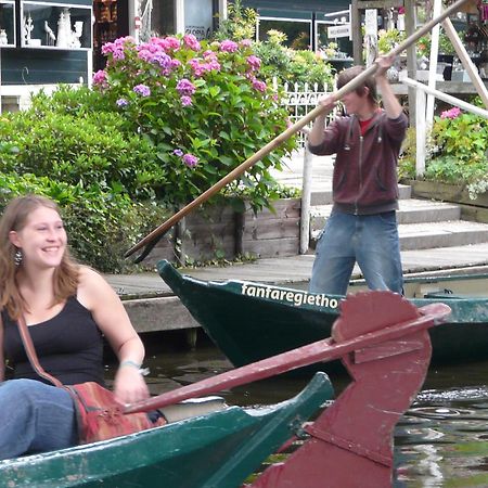 De Galeriet Giethoorn Bed & Breakfast Exterior photo